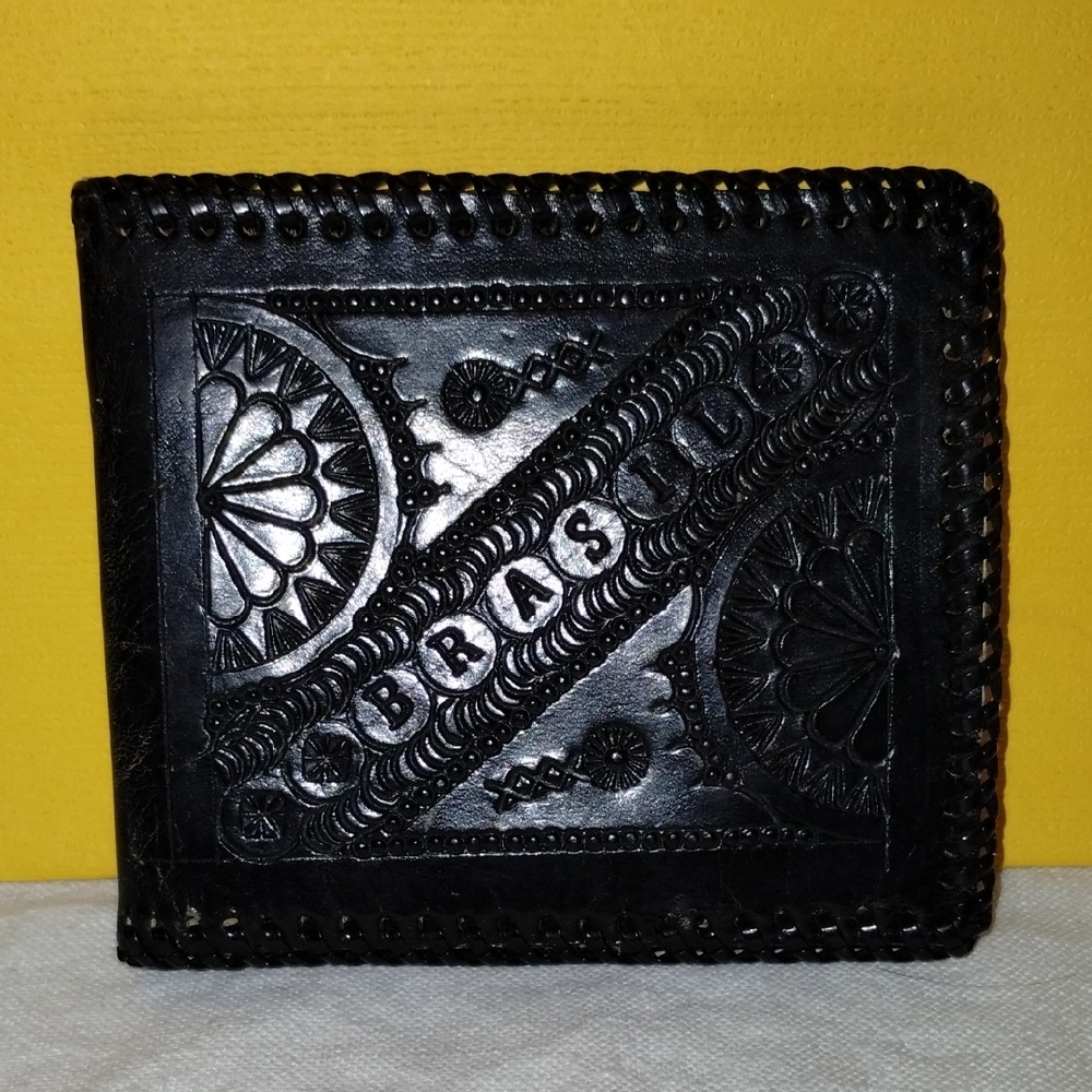Brasil Black Embossed Leather Wallet